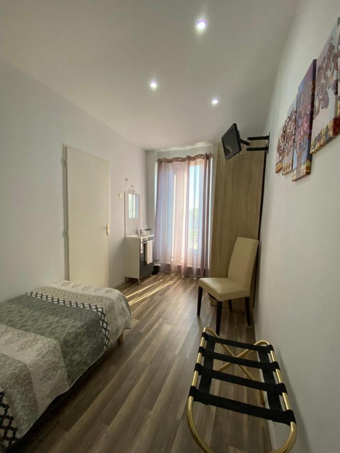 Kyriad Direct Beziers Centre Exterior photo